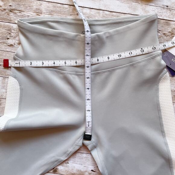 Threads 4 Thought Firefly Leggings Light Green White Side Panels Size M New - Picture 8 of 9
